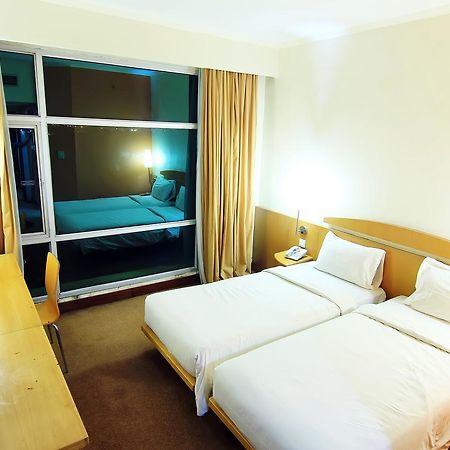 Grand Suka Hotel Пеканбару Экстерьер фото