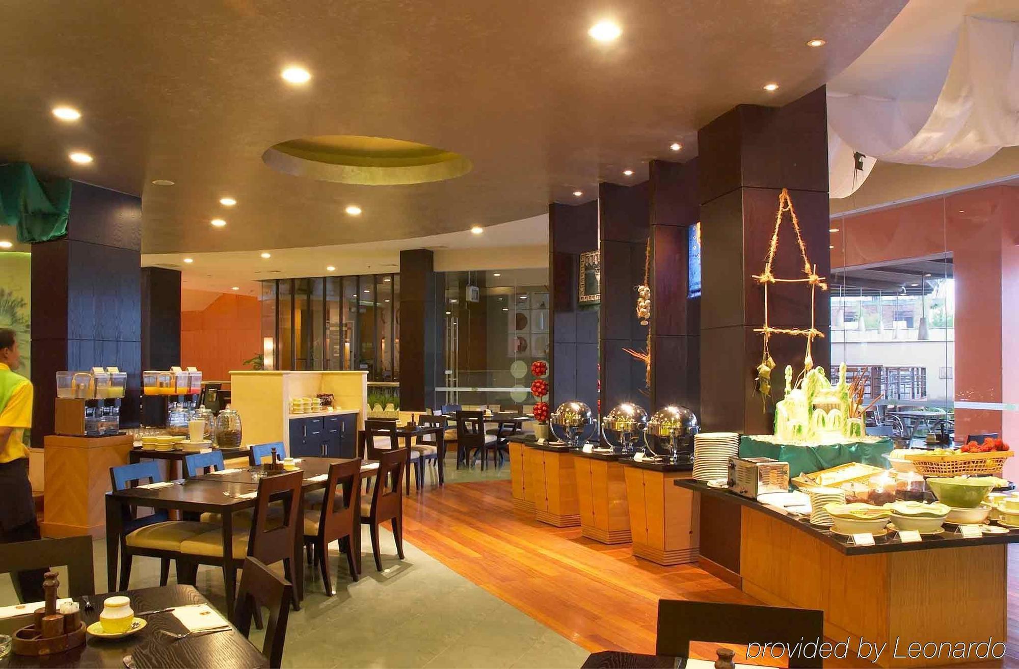Grand Suka Hotel Пеканбару Экстерьер фото