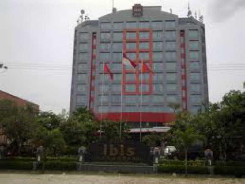 Grand Suka Hotel Пеканбару Экстерьер фото